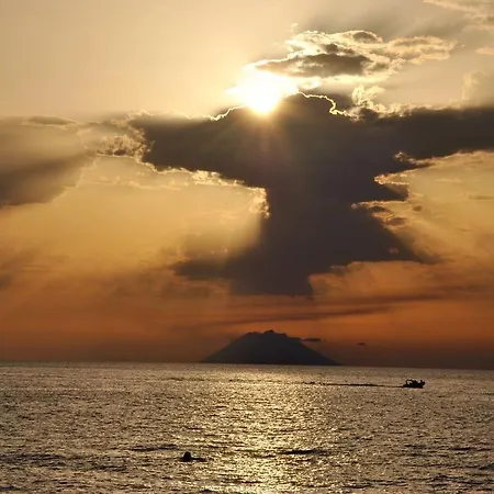 Hotell Valemare Tropea