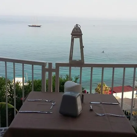 Valemare Отель Тропея